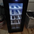 Kundebillede Vinkøler 10 flasker | Ekstra lydløs | LED belysning | 26,5 cm smal